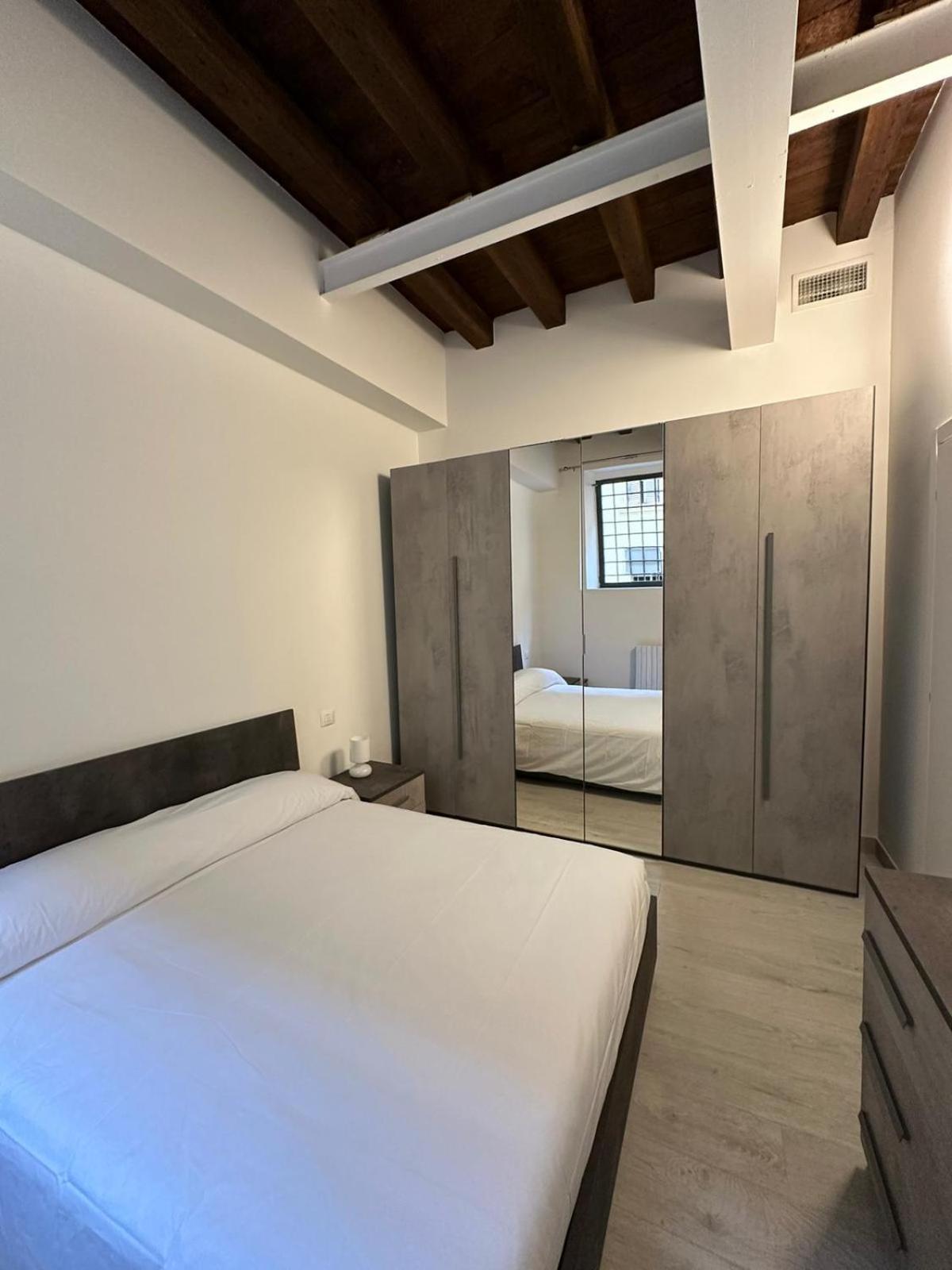 Al Campanile Apartment Verona Luaran gambar